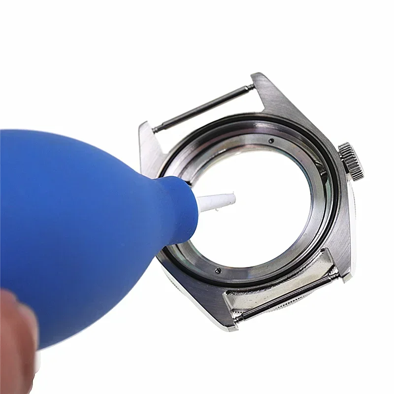 Rubber dust blower, blue