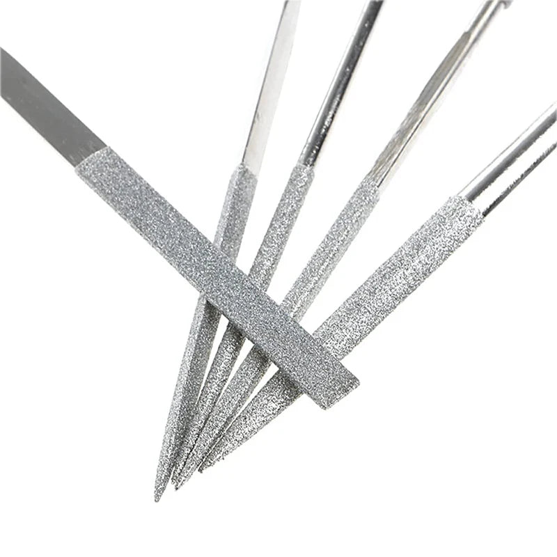 Close view of the diamond grit surface